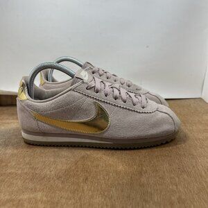 Nike Classic Cortez Women Size 8.5 Beige Gold Pink Athletic Suede Shoes Sneakers